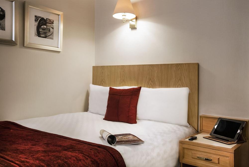 Exeter Rougemont Hotel By Sunday Экстерьер фото
