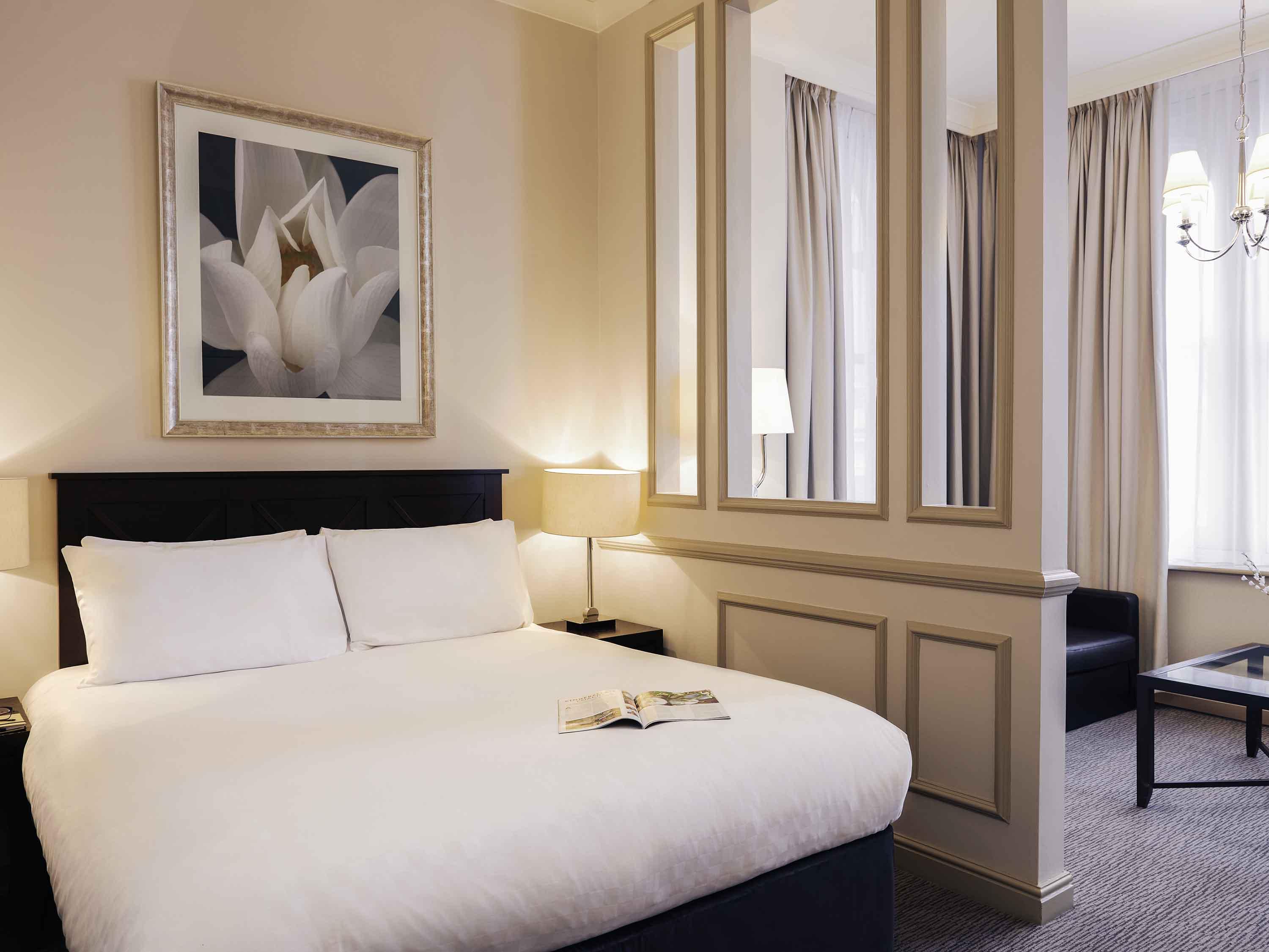 Exeter Rougemont Hotel By Sunday Экстерьер фото