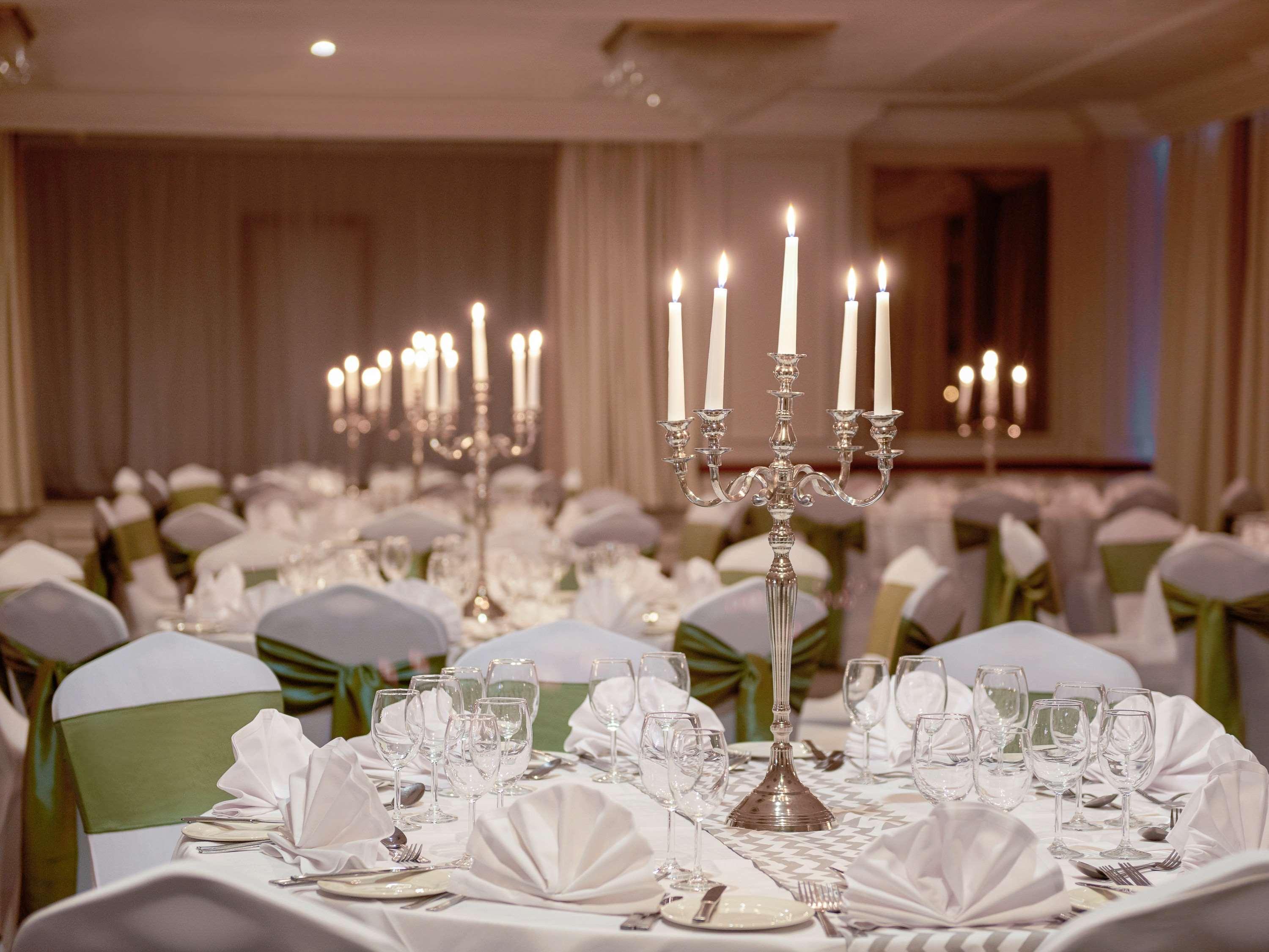 Exeter Rougemont Hotel By Sunday Экстерьер фото