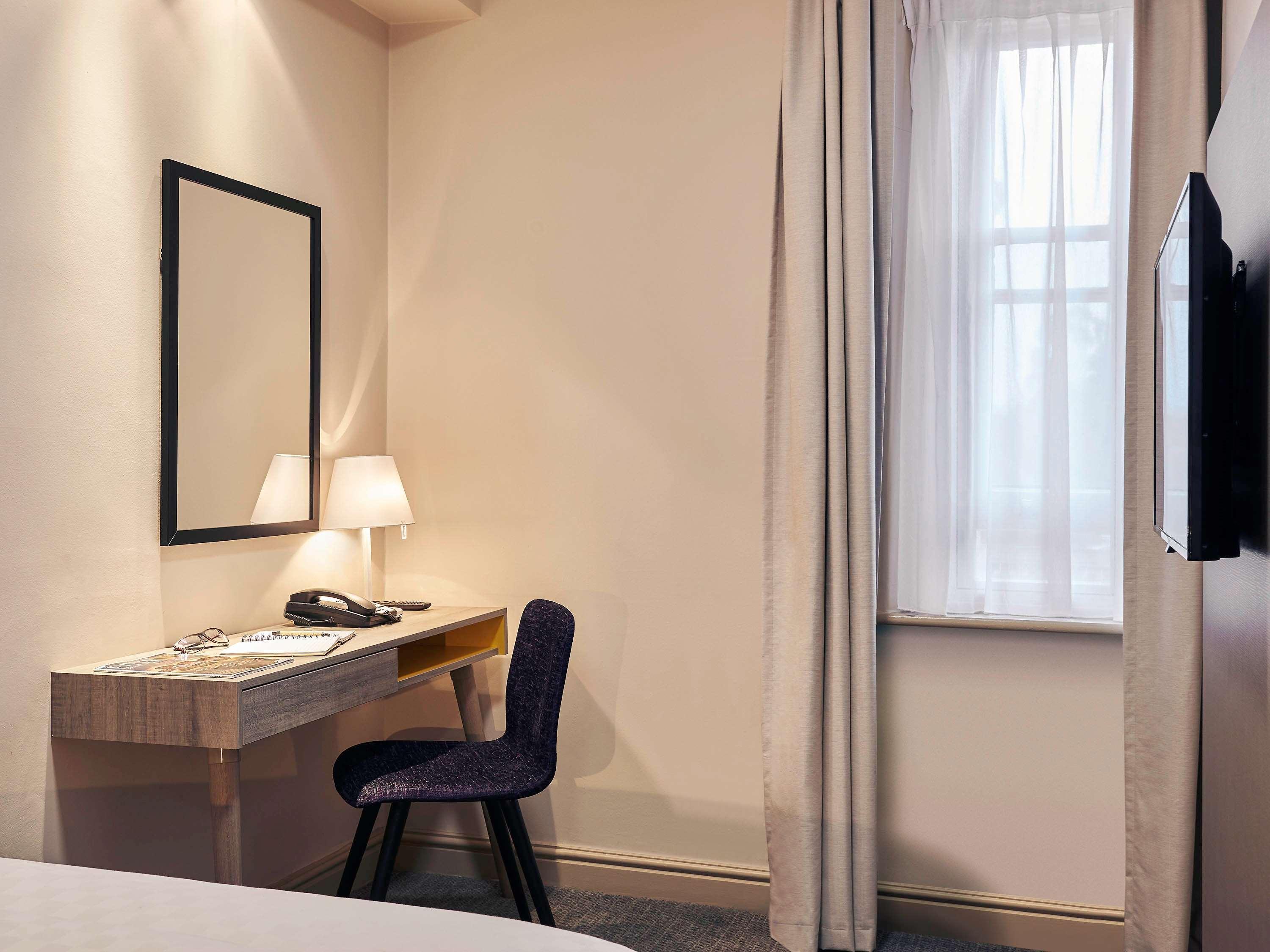Exeter Rougemont Hotel By Sunday Экстерьер фото