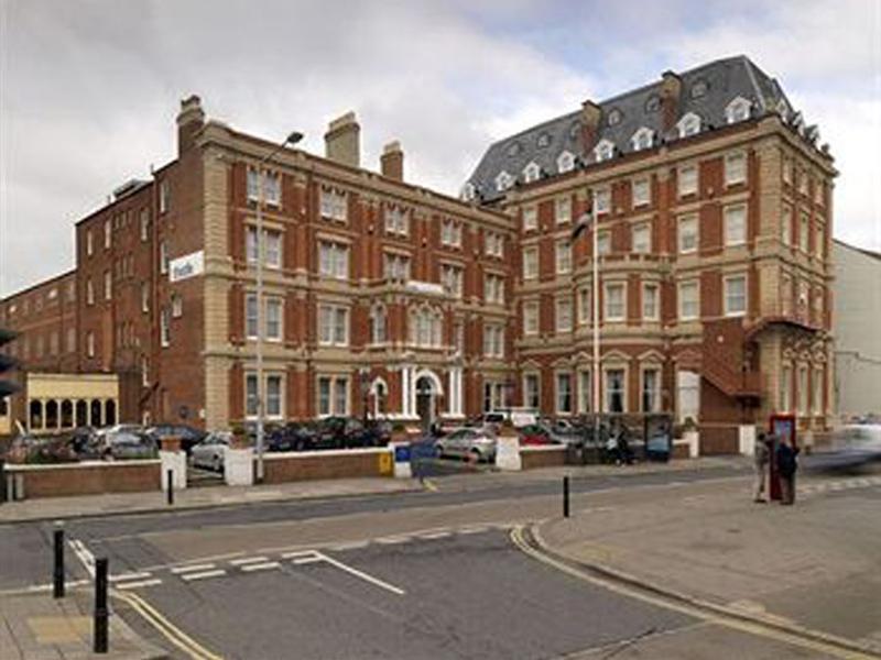 Exeter Rougemont Hotel By Sunday Экстерьер фото